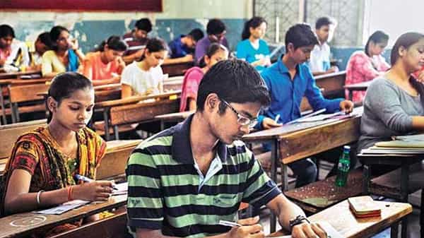 NEET 2021: నీట్ పరీక్ష అడ్మిట్ కార్డు డౌన్లోడ్ తేదీ ఎప్పటి నుంచి.. ఎలా డౌన్లోడ్ చేసుకోవాలి..