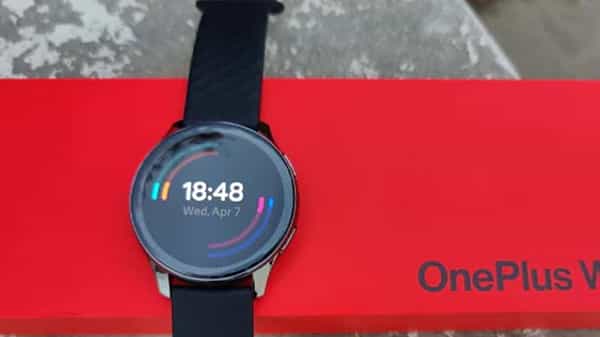 OnePlus watch: వన్ప్లస్ స్మార్ట్ వాచ్ వచ్చేసింది.. 21న ఆఫర్లతో మార్కెట్లోకి రిలీజ్.. ధర ఎంతంటే..?