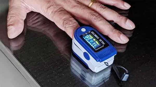Pulse Oximeter: పల్స్ ఆక్సీమీటర్ అంటే ఏమిటి..? ఇది ఎలా పని చేస్తుంది.. దీని వల్ల ఉపయోగాలేంటి..?
