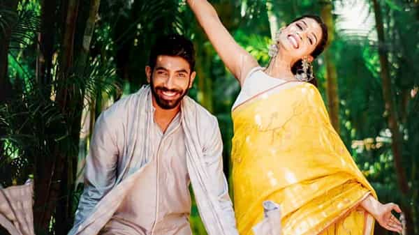 Sanjana Ganesan- Jasprit Bumrah: వివాహమై నెల రోజులు పూర్తి... సోషల్ మీడియాలో బుమ్రాపై సంజన ఇంట్రస్టింగ్ కామెంట్స్..