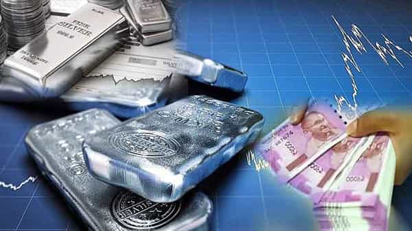 Silver Price Today: బంగారం బాటలోనే పరుగులు పెడుతున్న వెండి... ప్రధాన నగరాల్లో సిల్వర్ ధరలు ఇలా ఉన్నాయి