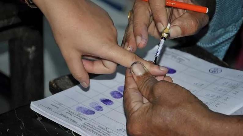 Telangana Municipal Election 2021: తెలంగాణలో కార్పొరేషన్, మున్సిపల్ ఎన్నికలకు నోటిఫికేషన్