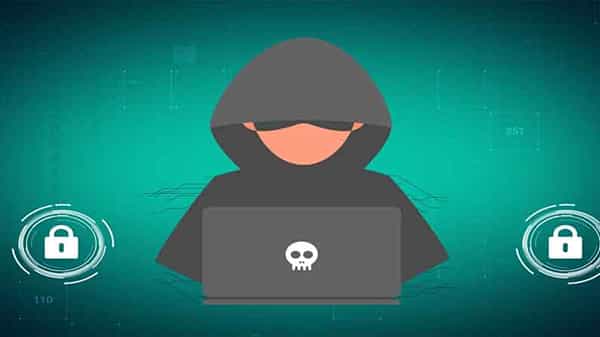 Minors in cyber crime: విద్యార్థుల భవితపై కమ్మేస్తున్న నీలినీడలు.. అశ్లీల చిత్రాలకు అట్రాక్ట్ అవుతూ జైలుపాలవుతున్న మైనర్లు