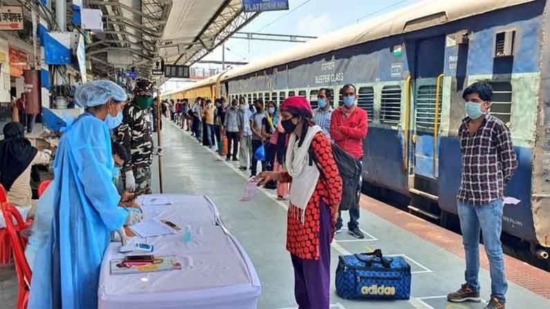 Special Trains: భారత రైల్వే కీలక నిర్ణయం .. పలు ప్రాంతాలకు 330 అదనపు ప్రత్యేక రైళ్లు