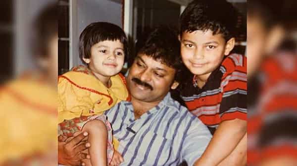 Varun Tej : చిన్ననాటి ఫోటోను షేర్ చేసిన మెగా ప్రిన్స్ వరుణ్ తేజ్.. పిక్ లో ఉన్న మరో చిన్నారి ఎవరో గుర్తుపట్టారా..?