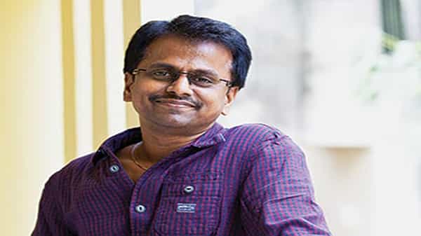 పాన్ ఇండియా సినిమాకు సిద్ధమైన మురుగదాస్.. ఇంట్రెస్టింగ్ టైటిల్ ఫిక్స్ చేసిన డైరెక్టర్ ?