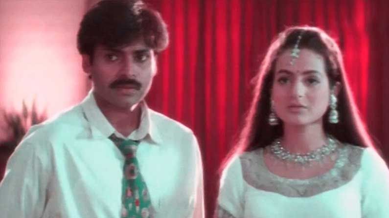 అలాంటి ఈ సినిమా విజయవంతంగా 21 ఏళ్ళు పూర్తి చేసుకోవడంతో 'బద్రి21ఇయర్స్' అనే ట్యాగ్ సోషల్ మీడియాలో వైరల్ అవుతుంది. 