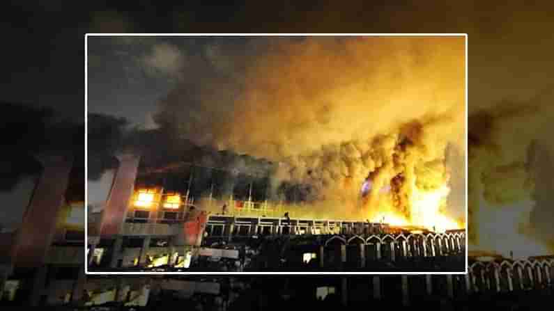 పాకిస్తాన్ లోని హోటల్ లో బాంబు పేలుడు, నలుగురు మృతి, పలువురికి గాయాలు