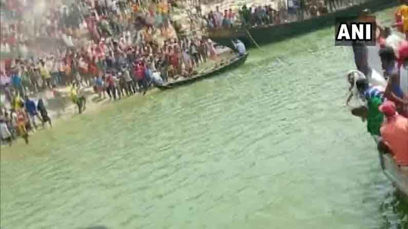 Bihar Jeep accident: బీహార్‌లో ఘోర రోడ్డు ప్రమాదం.. నదిలోకి దూసుకెళ్లి జీపు..10మంది గల్లంతు