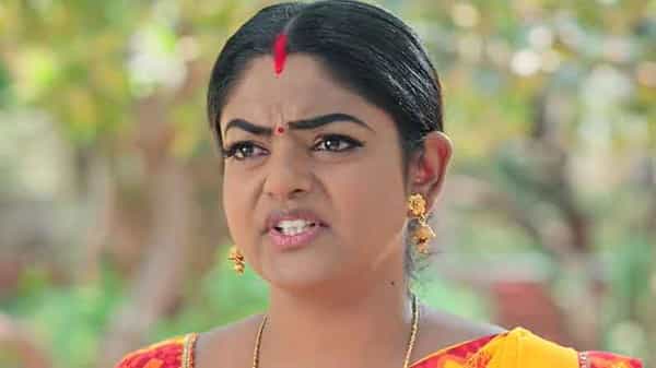 Karthika Deepam: షాకిచ్చిన వంటలక్క.. దీపని ఇలా ఎప్పుడు చూసి ఉండరు.. వైరల్ అవుతున్న వీడియో..
