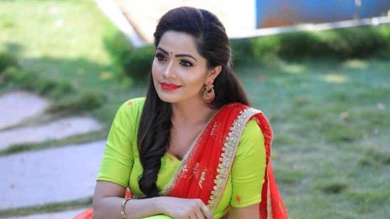 రాబోయే ఎపిసోడ్స్‏లో ఇంకా ఎక్కువగా మీరు ఉహించని సంఘటనలతో వస్తున్నాము. ముందు వచ్చే షోలలో కొన్ని సీన్స్ చూసి నేను షాక్ అయ్యాను. తొందర్లోనే మోనీత 2.0ని చూస్తారు. 