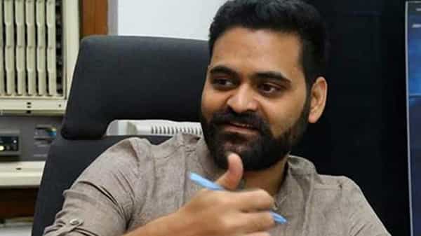 11th Hour Telugu web series: మగవారికన్నా మహిళలే మల్టీ టాలెంటెడ్ : ప్రవీణ్ సత్తారు