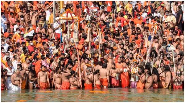 19 మంది కుంభ్ మేళా భక్తులకు కరోనా పాజిటివ్, చికిత్స పొందుతూ ఆసుపత్రి నుంచి పరార్