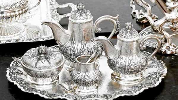 Silver Price Today: గుడ్న్యూస్.. వెండి ధరలు మరోసారి పతనం.. తగ్గిన సిల్వర్ రేట్స్ ఇలా ఉన్నాయి..