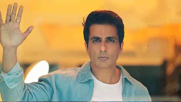 SonuSood: మరోసారి రియల్ హీరో అనిపించుకున్న సోనూ సూద్... ఈసారి ఏం చేశాడంటే..