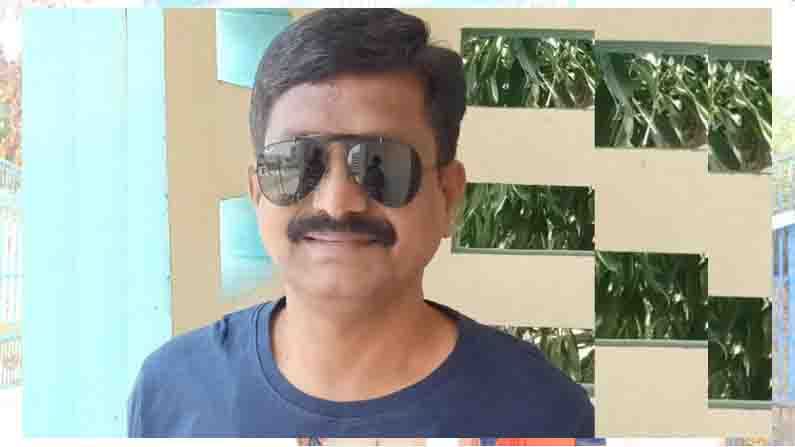 Teacher died: గ్రేటర్ వరంగల్ ఎన్నికల్లో విషాదం.. పోలింగ్ విధులు నిర్వహిస్తున్న ఉపాధ్యాయుడు గుండెపోటుతో మృతి