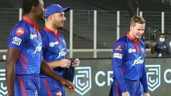 IPL 2021: మాల్దీవులుకు ఆస్ట్రేలియన్ ప్లేయర్స్.. భారత్లోనే కివీస్ క్రికెటర్లు