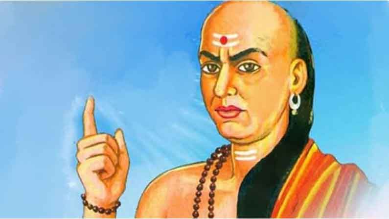 Chanakya Niti: చాణక్య నీతి.. ఆ మూడు లక్షణాలు ఉన్న స్త్రీ కుటుంబంతో పాటు సమాజానికీ నాయకురాలు అవుతుంది!