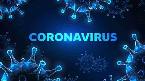 Corona in Telangana: తెలంగాణలోని ఆ గ్రామంలో సెంచరీ పాజిటివ్ కేసులు.. వణికిపోతున్న గ్రామస్థులు