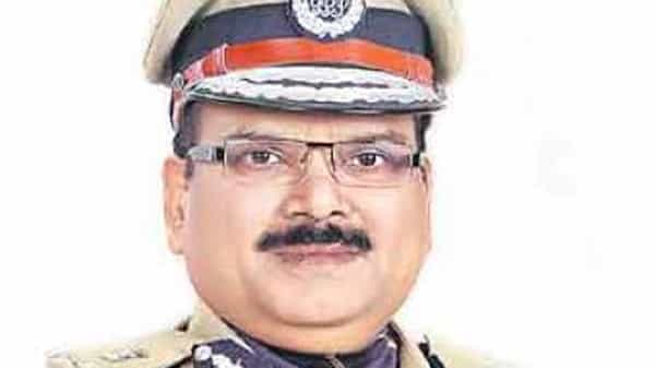 Former DGP Prasad Rao : మాజీ డీజీపీ ప్రసాద్ రావ్ గుండెపోటుతో మృతి.. పలువురి సంతాపం..