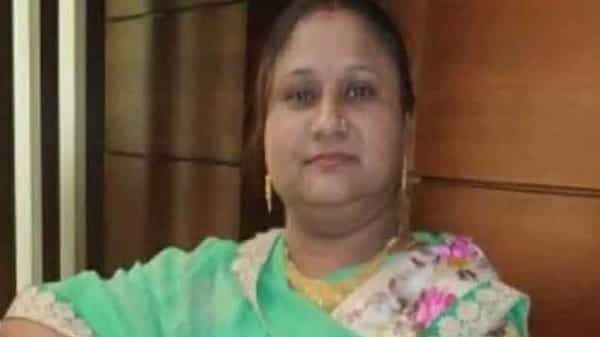 Corona Pandemic: కరోనా మహమ్మారితో కేంద్ర మంత్రి టవర్ చంద్ గాహ్లాత్ కుమార్తె గోయిత సోలంకి కన్నుమూత..