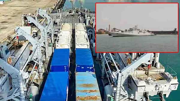INS Airavat: కొనసాగుతున్న ఆపరేషన్ సముద్ర సేతు – 2.. సింగపూర్ నుంచి విశాఖకు చేరిన ఆక్సిజన్ ట్యాంకర్లు
