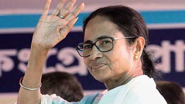 Mamata Banerjee: వెస్ట్ బెంగాల్ లో మూడోసారి ముఖ్యమంత్రిగా ప్రమాణస్వీకారం చేయనున్న మమతా బెనర్జీ.. ఈరోజు ఆమె ఒక్కరే!