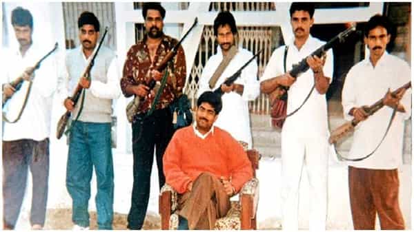 బిహార్ బాహుబలి..! గ్యాంగ్స్టర్ నుంచి ఎమ్మెల్యే, ఎంపీ వరకు ఎదిగాడు.. కానీ కరోనాకు బలయ్యాడు..?