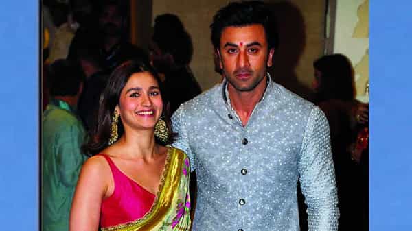 Alia Ranbir: బీటౌన్లో హాట్ న్యూస్.. అలియా, రణబీర్ బ్రేకప్.. ఫ్యాన్స్ ఏమంటున్నారంటే..?
