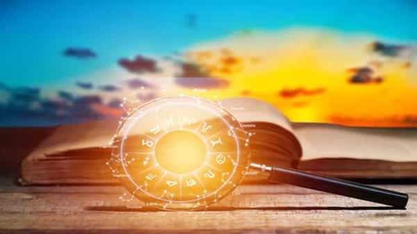 Horoscope Today: మే 12 బుధవారం రాశిఫలాలు... వీరికి మానసిక ఒత్తిడి తగ్గుతుంది.. ఆర్థికంగా మెరుగుపడతారు..