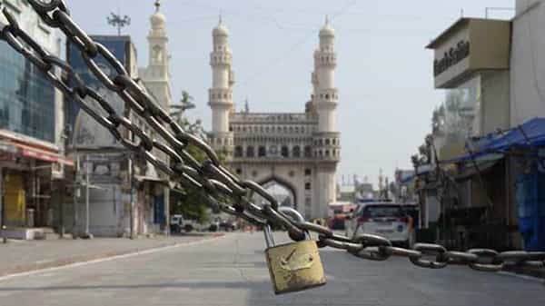 Telangana Covid : తెలంగాణలో కరోనా కట్టడికి తీసుకుంటున్న చర్యలు మంచి ఫలితాన్నిస్తున్నాయి : హెల్త్ డైరెక్టర్ శ్రీనివాస్ రావ్
