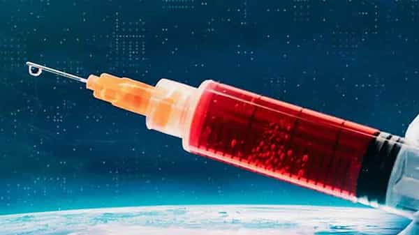 Vaccination: వ్యాక్సిన్ మొదటి డోసు తరువాత కూడా పాజిటివ్ వస్తుందా? వస్తే రెండో డోసు ఎప్పుడు తీసుకోవాలి? నిపుణులు ఏమంటున్నారు?