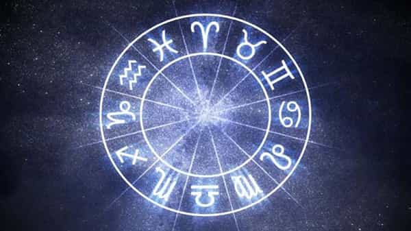 Zodiac Sign: ఈ రాశుల వారికి డబ్బుకు కొదవే ఉండదు.. అదృష్టం ఎప్పుడూ వీరి వెన్నంటే ఉంటుంది.. ఇందులో మీరూ ఉన్నారా.?