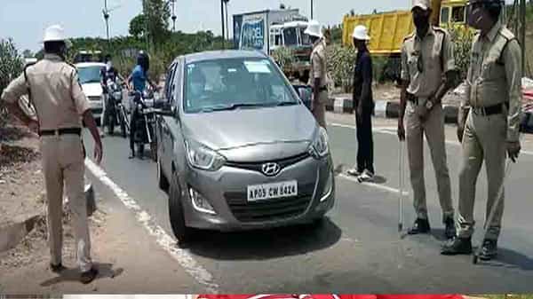 Telangana: లాక్డౌన్లో ఈ-పాస్ ఉంటేనే రవాణాకు అనుమతి.. ఎలా దరఖాస్తు చేసుకోవాలో తెలుసా..?