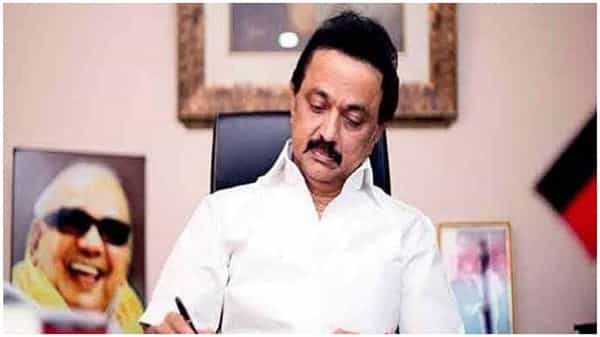 తమిళనాట సరికొత్త రాజకీయాలు, అందరి మన్ననలు అందుకుంటున్న సీఎం స్టాలిన్