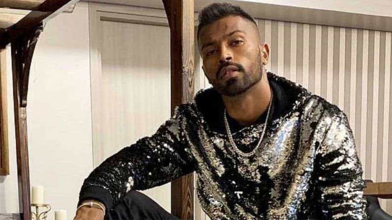 హార్ధిక్ పాండ్యా ఓ మీడియాకు ఇంటర్వ్యూ ఇస్తూ తన చిన్ననాటి సంగతులను పంచుకున్నాడు. తన చదువు ఆగిపోవడానికి ప్రధాన కారణం ఇదే అంటూ చెప్పుకొచ్చాడు. తాను ఫీజులు కట్టలేని పరిస్థితుల్లోనే చదువును నిలివేసినట్లుగా తెలిపాడు.