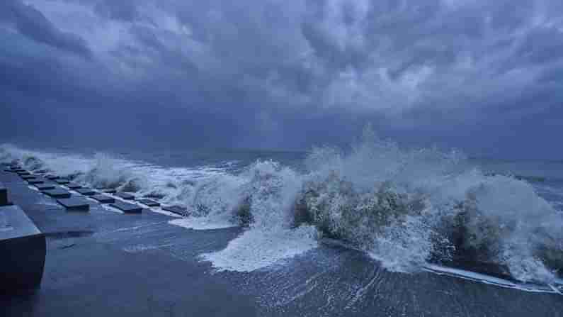 Yaas Cyclone: తీవ్ర తుపానుగా మారిన ‘యాస్’.. బుధవారం మధ్యాహ్నం లోగా ఒడిశా-పశ్చిమ బెంగాల్ మధ్య తీరం దాటే అవకాశం..