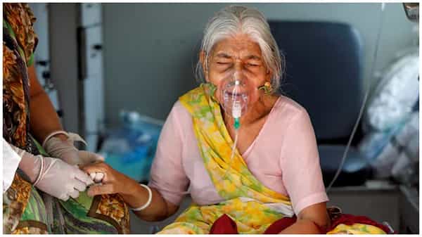 గుజరాత్, ఢిల్లీ ఆసుపత్రుల్లో బ్లాక్ ఫంగస్ కోవిడ్ ఇన్ఫెక్షన్, మరో ఆందోళనతో తల్లడిల్లుతున్న రోగులు