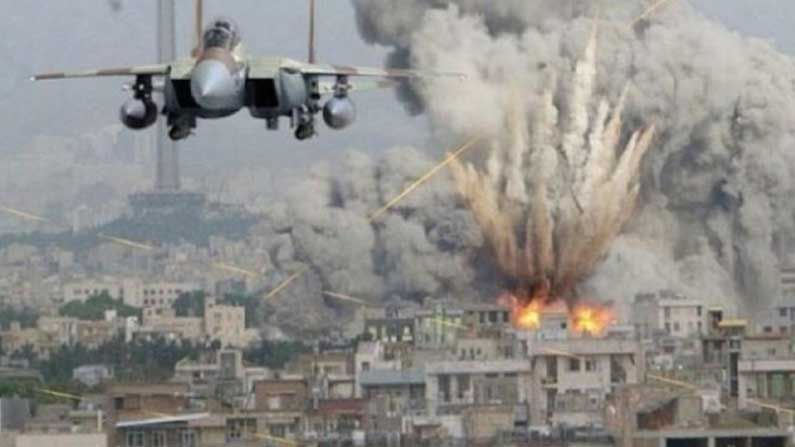 Israel strikes Gaza: గాజాపై ఇజ్రాయెల్ వైమానిక దాడులు... హమాస్ నేలు, వారి సొరంగాలే టార్గెట్..