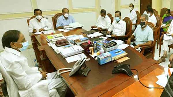 Paddy Grain : నాలుగైదు రోజుల్లో ధాన్యం సంపూర్ణ సేకరణ జరుపుతాం.. భయాందోళనలకు గురికావద్దు..ఆగమాగం కావద్దు. : సీఎం