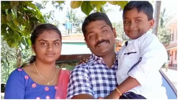 హమాస్ రాకెట్ దాడిలో మరణించిన కేరళ మహిళ కుటుంబానికి ఇజ్రాయెల్ అధ్యక్షుని పరామర్శ , మరి ప్రధాని బెంజమిన్ మాటో ?