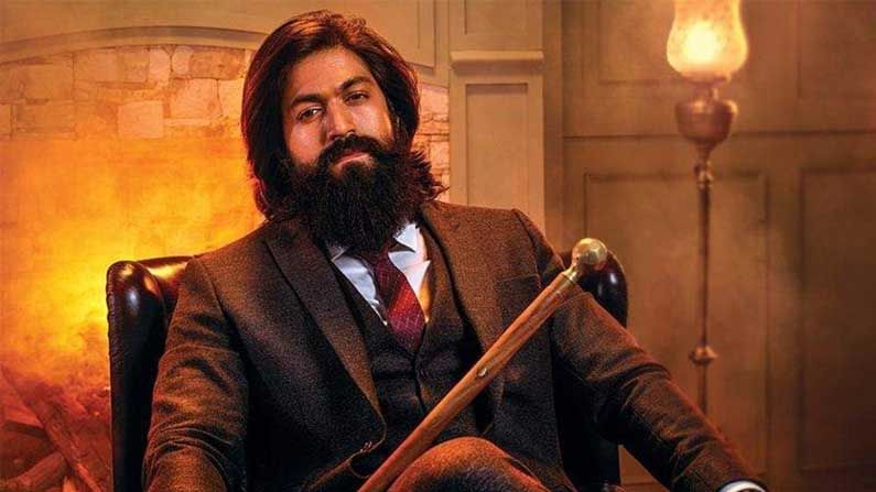 KGF Movie: కేజీఎఫ్ 2లో మరో స్పెషల్ సాంగ్.. ఈసారి యశ్‏తో స్టెప్పులేయనున్న బాలీవుడ్ బ్యూటీస్..