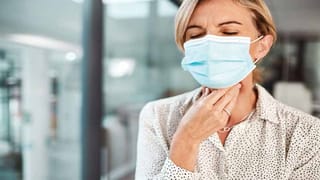 Fingernails: చేతిగోళ్లపై అర్ధచంద్రాకారం.. గోళ్లను చూసి ఆరోగ్య సమస్యలు తెలుసుకోవచ్చు.. ఎలాగంటే..!