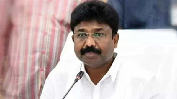 AP 10th Exams: అందుకే 10వ తరగతి పరీక్షలు వాయిదా.. ఫుల్ క్లారిటీ ఇచ్చిన మంత్రి సురేష్..