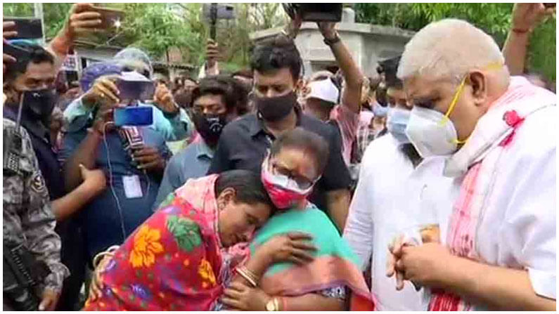 బెంగాల్ గవర్నర్ కు నల్లజెండాలతో స్వాగతం, కూచ్ బిహార్ జిల్లాలో స్థానికుల ఆగ్రహం, ఖంగు తిన్న జగ దీప్ ధన్ కర్