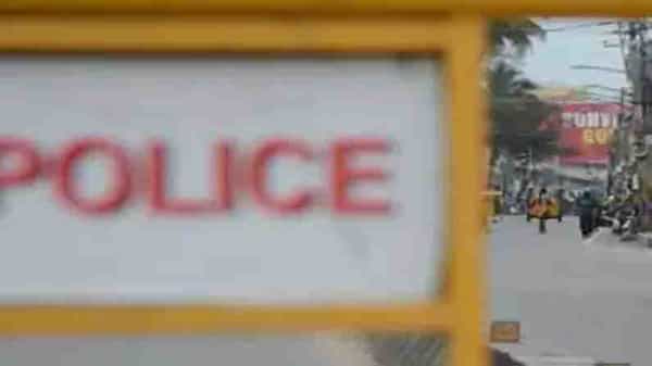 Mother kills Children: భర్త తిట్టాడని భార్య ఘాతుకం.. ఇద్దరు కన్నబిడ్డల గొంతు కోసి తానూ ఆత్మహత్య.. పిల్లలిద్దరు మృతి