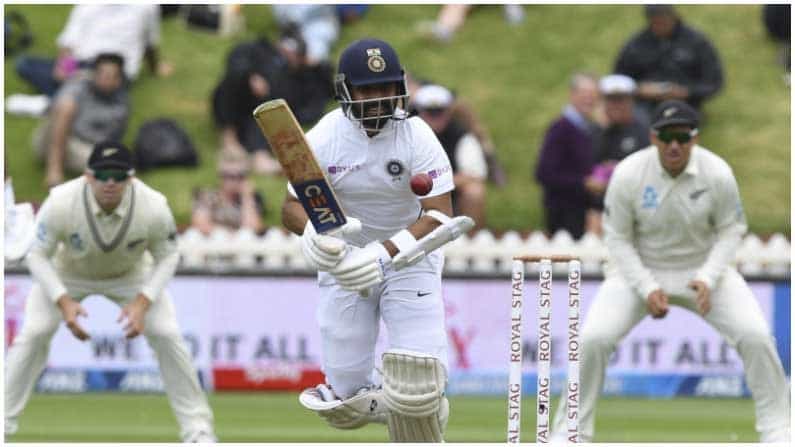 ఇంగ్లాండ్లో అత్యధిక టెస్ట్ పరుగులు చేసిన రెండో బ్యాట్స్మన్ అజింక్య రహానె. రహానె 2010 నుంచి 556 పరుగులు చేశాడు. న్యూజిలాండ్తో రహానే 600 పరుగులు చేశాడు.