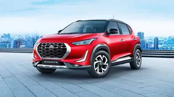 Car Offers: కారు కొనుగోలు చేయాలనుకుంటున్నారా..? అయితే మీకో గుడ్న్యూస్.. ఆ మోడల్ పై రూ.75 వేల వరకు డిస్కౌంట్