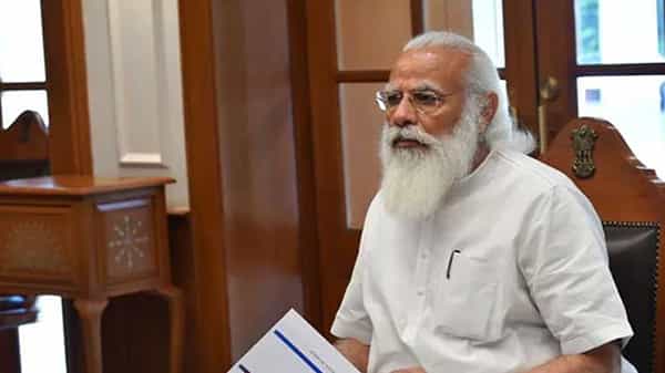 కోవిడ్ కారణంగా బ్రిటన్ పర్యటనను రద్దు చేసుకున్న ప్రధాని మోదీ , బోరిస్ జాన్సన్ ఆహ్వానానికి సున్నితంగా తిరస్కరణ