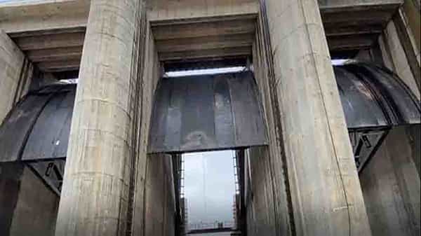 Polavaram Gates Lifting: పోలవరం ప్రాజెక్టు కీలక ఘట్టం మొదలు.. ఆరు గేట్లను ఎత్తిన అధికారులు
